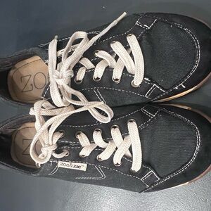 Zoo & Zac Women's Black Athletic Shoes